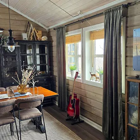 Beautiful In With Kitchen *